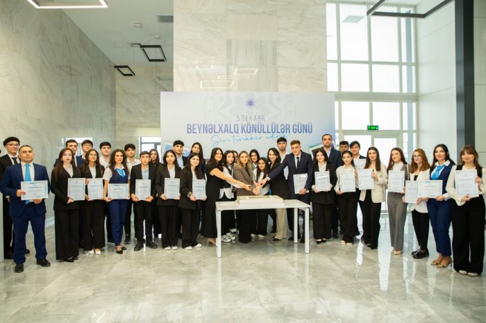 "ASAN xidmət"də Beynəlxalq Könüllülər Günü qeyd olunub |    FOTOLAR   