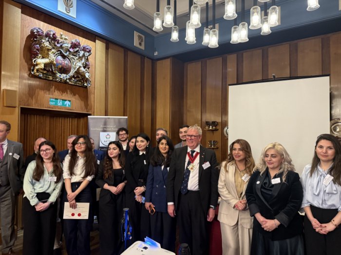 LondondaAzərbaycan-Britaniya süni intellekt mövzusunda konfrans keçirilib
