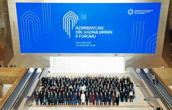 Azərbaycan Din Xadimlərinin II Forumu işini yekunlaşdırıb |    FOTOLAR   
