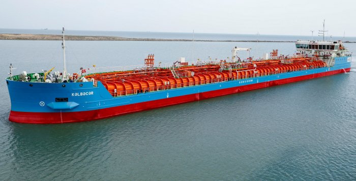  İstanbulda Azərbaycan bayraqlı tanker həyəcan siqnalı verib 
