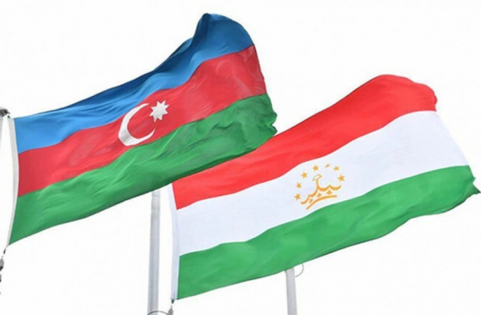  Heydar Aliyev wurde in der aserbaidschanischen Botschaft in Tadschikistan geehrt 