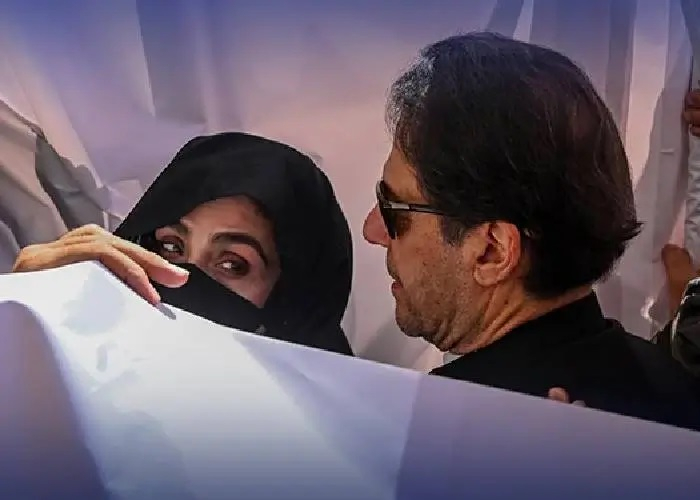 Pakistanın keçmiş baş nazirinə daha 17 il verildi
