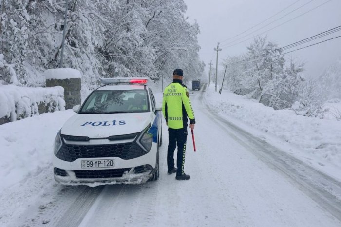 Yol polisi sürücülərə müraciət edib
