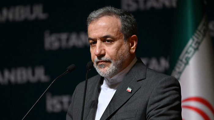 Əraqçi Azərbaycana gələcək