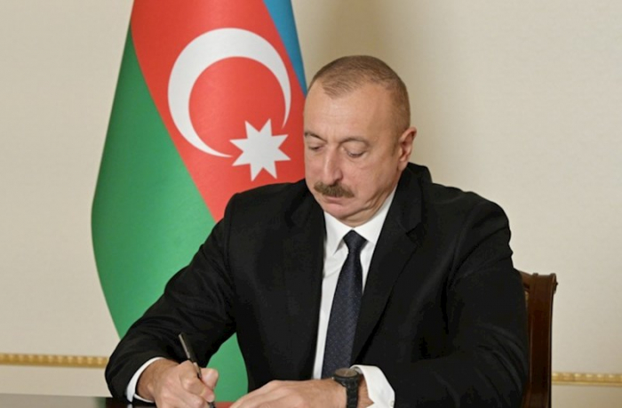   Prezident bu qanunu təsdiqlədi  