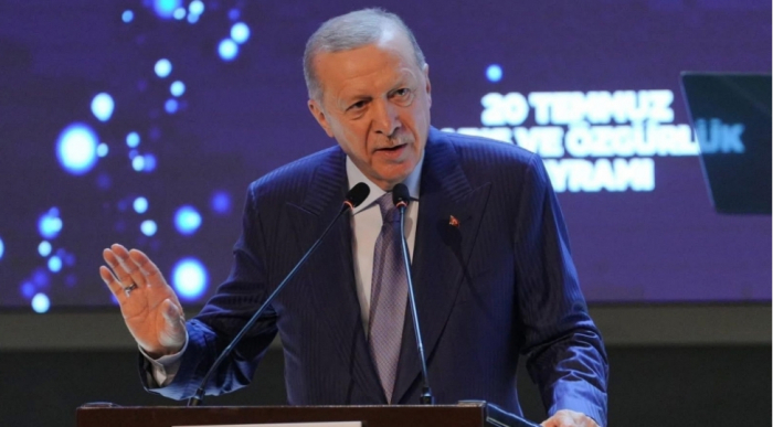 Ərdoğan BƏƏ Prezidenti ilə Qəzzanın yenidən bərpasını müzakirə edib  
