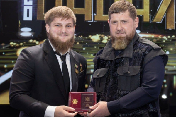  Ramzan Kadırov 20 yaşlı oğlunu yüksək posta gətirdi    
