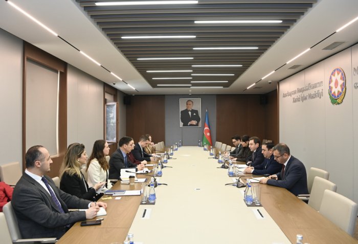 Azerbaijan, U.S. explore prospects for economic cooperation