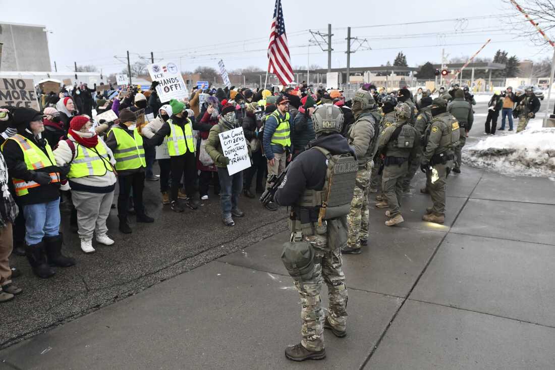  Protests continue in Minnesota following fatal US immigration enforcement shooting -  NO COMMENT  