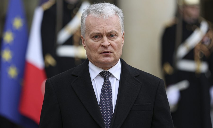 Lithuanian president honors victims of January 20 tragedy