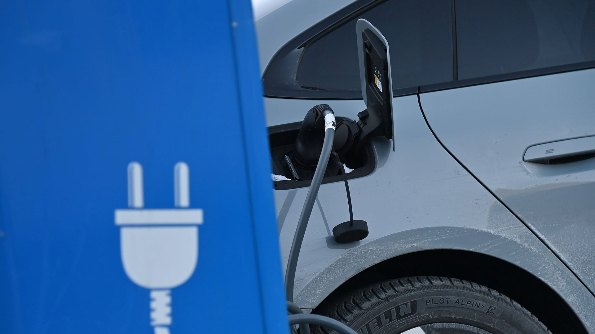   Innovative Ladetechniken - drei Trends im Check  