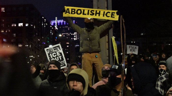 Deadly ICE shooting in Minneapolis fuels nationwide protests in US
