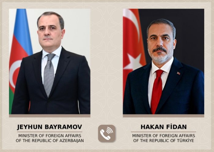 Azərbaycan və Türkiyə XİN rəhbərləri danışıblar |  YENİLƏNİB 