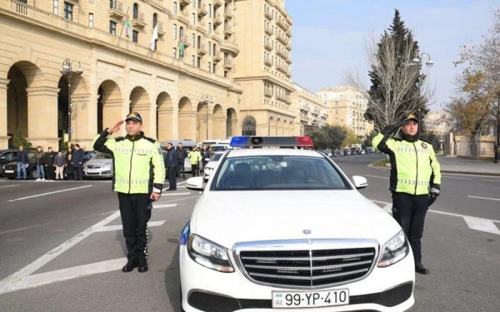 Şəhidlərin xatirəsi bir dəqiqəlik sükutla yad edilib
