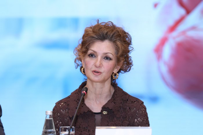       Yeganə Abbasova:    "Donor olmaq istəyənlərin sayı 1200 nəfəri ötüb"    
