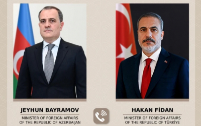 Jeyhun Bayramov y Hakan Fidan abordaron cuestiones de seguridad regional