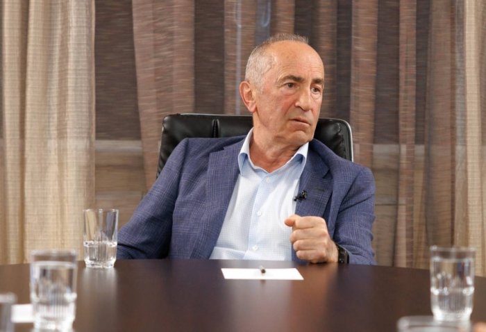 Köçəryan vahid müxalifət cəbəhsi yaratmağa çalışır