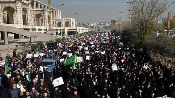   Im Iran wurden drei Tage Staatstrauer ausgerufen  