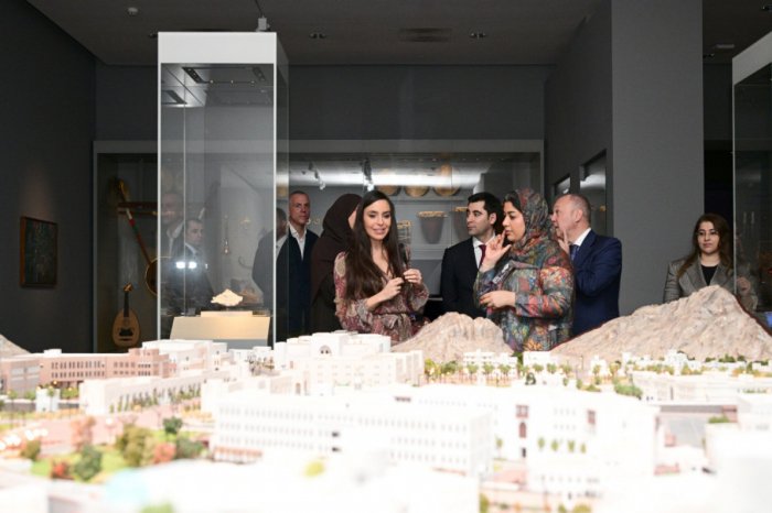  Leyla Aliyeva visits Oman National Museum and Mutrah Souq 