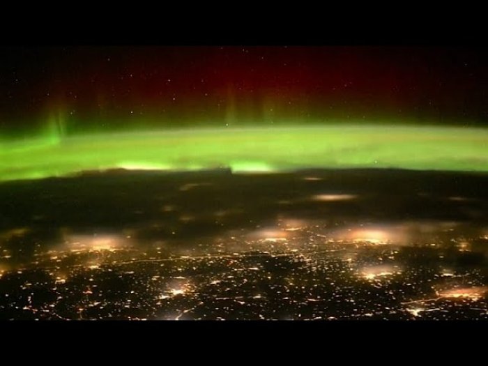   Russian cosmonaut films Northern Lights above Earth -   NO COMMENT    