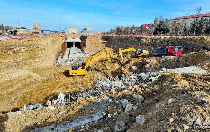 Bakıda yeni avtomobil və piyada tunelləri tikilir