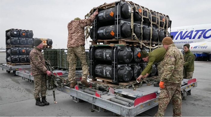 ABŞ Ukraynaya 15 milyard dollarlıq silah verəcək  
