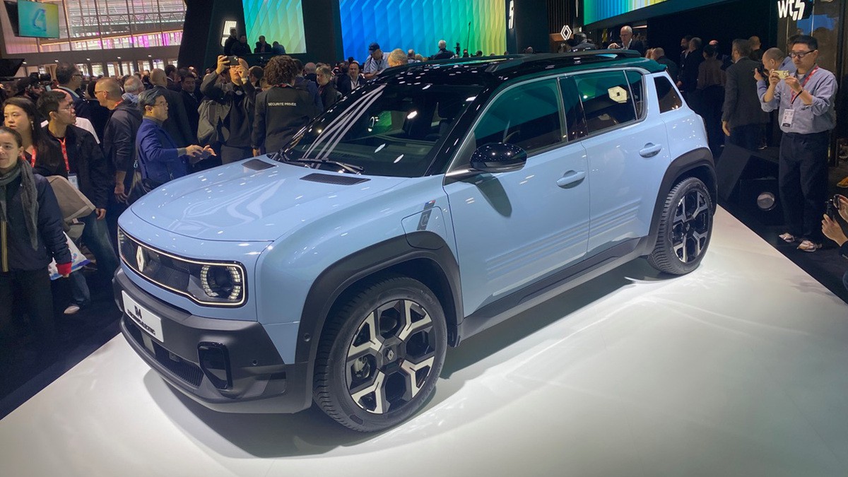   Bei Renault schon real: Showroom kommt ohne Menschen aus  