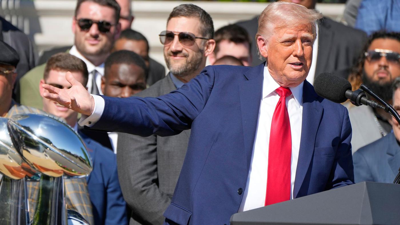  Trump und sein dunkler ICE-Schatten bedrohen den Super Bowl 