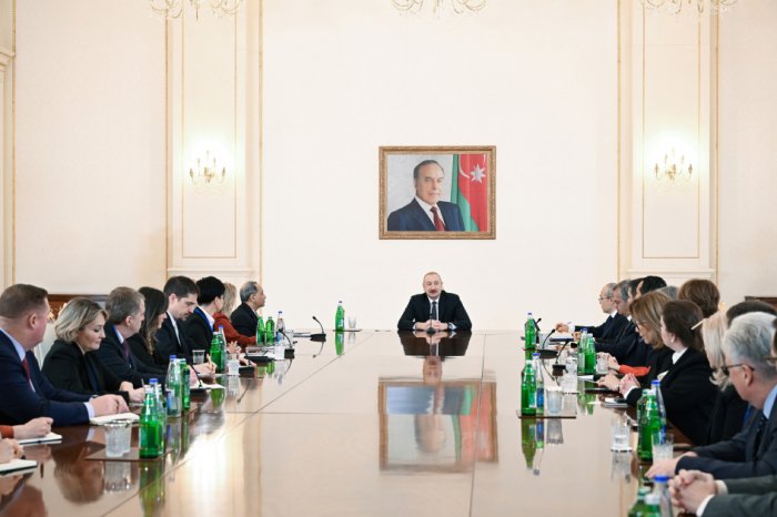    İlham Əliyev ABŞ rəsmilərini qəbul edib   
