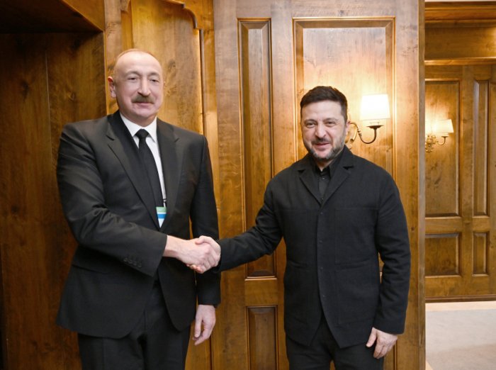   İlham Əliyev Münxendə Zelenski ilə görüşüb    