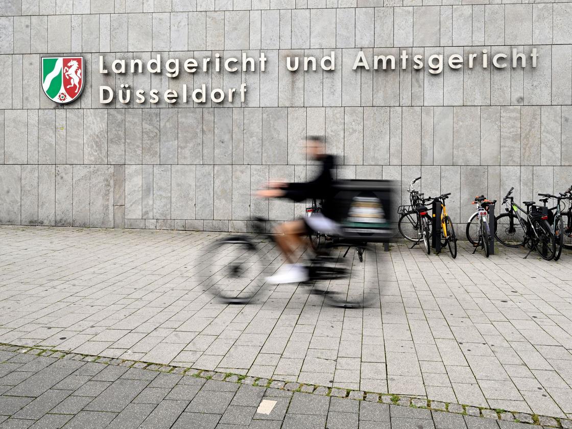   Gericht verhandelt Mord nach mehr als 40 Jahren  