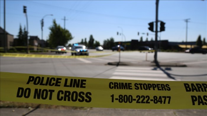   10 killed, including suspect, in school shooting in Canadian