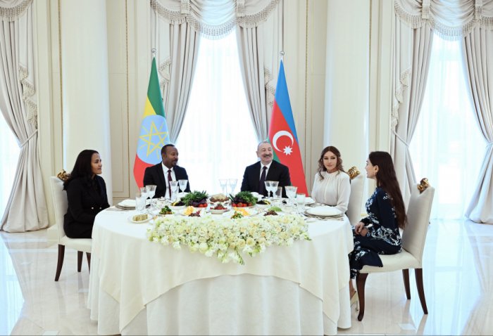 Official luncheon hosted in honor of Ethiopian PM in Baku