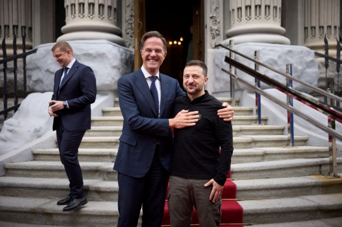   Mark Rutte befindet sich auf einem Besuch in Kiew  