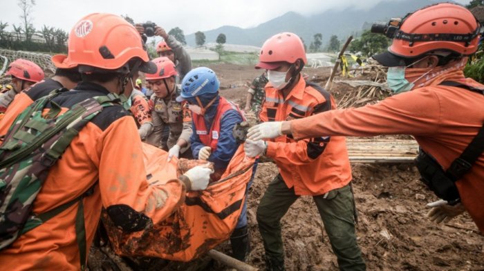   Zahl der Todesopfer bei einer Minenexplosion in Indien ist auf 27 gestiegen  