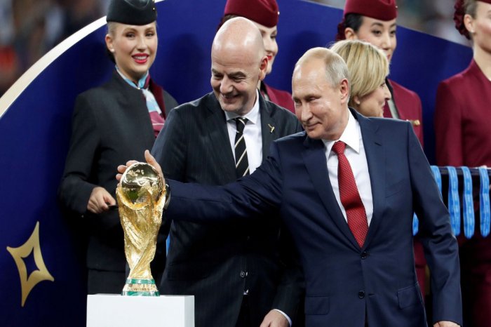 FIFA prezidenti Rusiyaya qoyulan qadağanın ləğvini dəstəkləyib  

