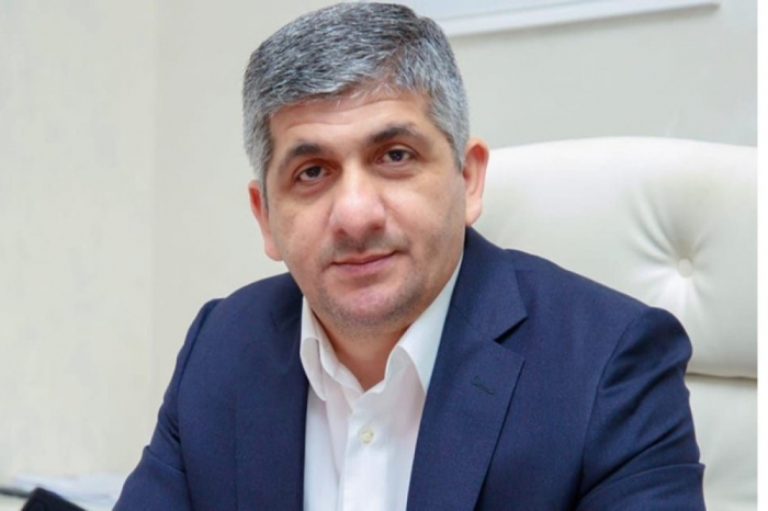    Hüquqşünas inzibati qaydada həbs olunub  
  