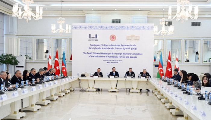   Se celebra la d&eacute;cima reuni&oacute;n trilateral de las Comisiones de Relaciones Exteriores de los Parlamentos de Azerbaiy&aacute;n, T&uuml;rkiye y Georgia  