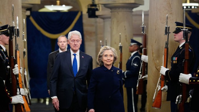   Los Clinton acceden a declarar en el caso Epstein tras meses de resistencia  