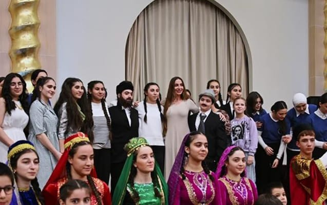 "Nar” sığınacaqdakı uşaqların yaradıcılıq təşəbbüsünə dəstək oldu
