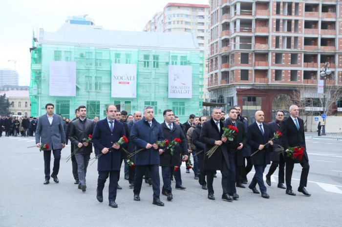 DTA əməkdaşları və turizm ictimaiyyəti “Ana harayı” abidəsini ziyarət edib