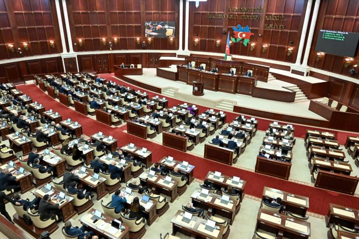    Parlamentin növbəti plenar iclası keçirilib   