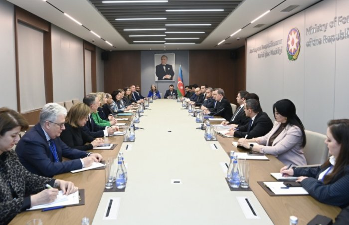 Ceyhun Bayramov ABŞ Ticarət Palatasının heyəti ilə görüşüb