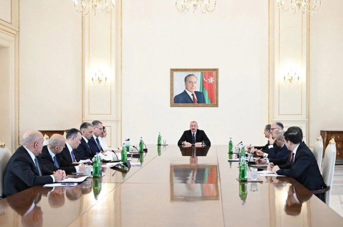  Unter dem Vorsitz von Ilham Aliyev fand eine Sitzung statt 