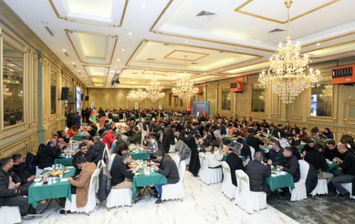 Qarsda soydaşlarımız üçün iftar mərasimi təşkil olunub