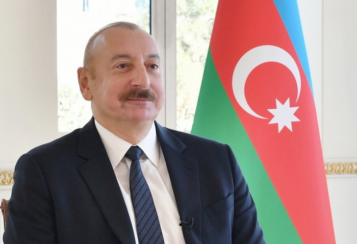     Prezident İlham Əliyev Azərbaycan qadınlarını təbrik edib    