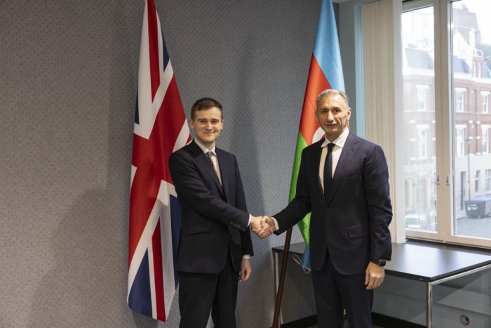 Azerbaijan, UK intend to increase flights