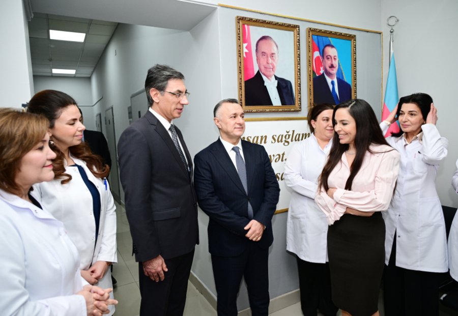  Leyla Aliyeva besucht das Drogenzentrum der Stadt Baku 