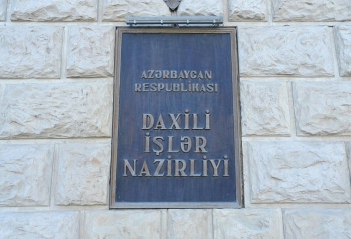 Naməlum şəxs taksi sürücüsünə hücum edib