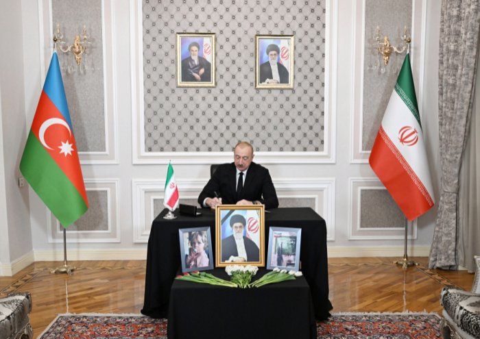   Presidente Ilham Aliyev visita la Embajada de Ir&aacute;n en Azerbaiy&aacute;n para expresar sus condolencias  
